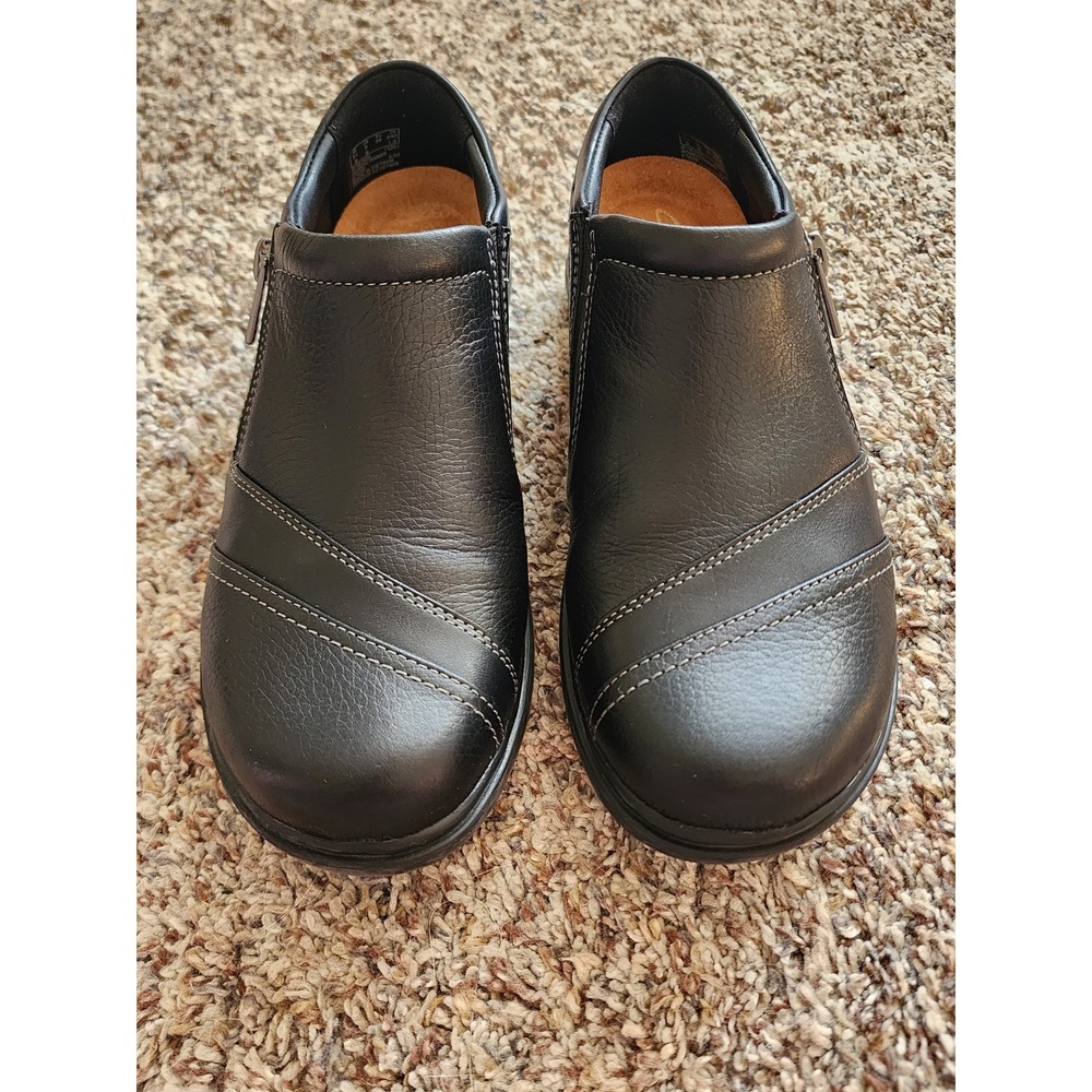 Clarks Certina Pure Black Leather Side Zip Loafers Shoes 8M NWOT 26179816